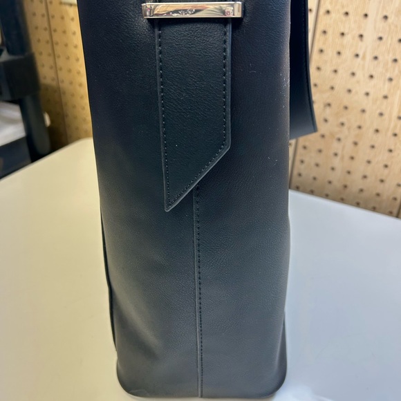 The Beis X Wicked The Wicked Tote - Picture 8 of 16